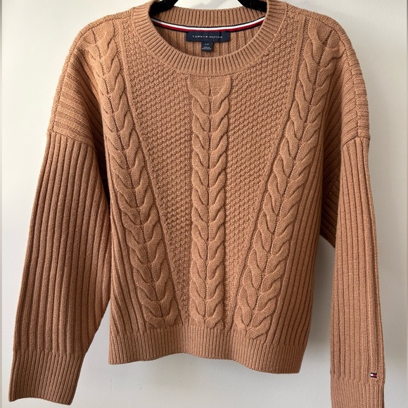 Tommy Hilfiger Sweaters - Tommy Hilfiger Camel-Coloured Cable Knit Sweater | Size Small | Cabincore